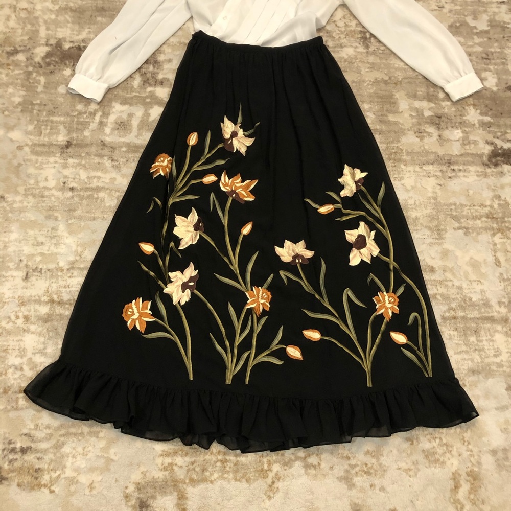 Embroidered Varun Bahl Maxi Skirt